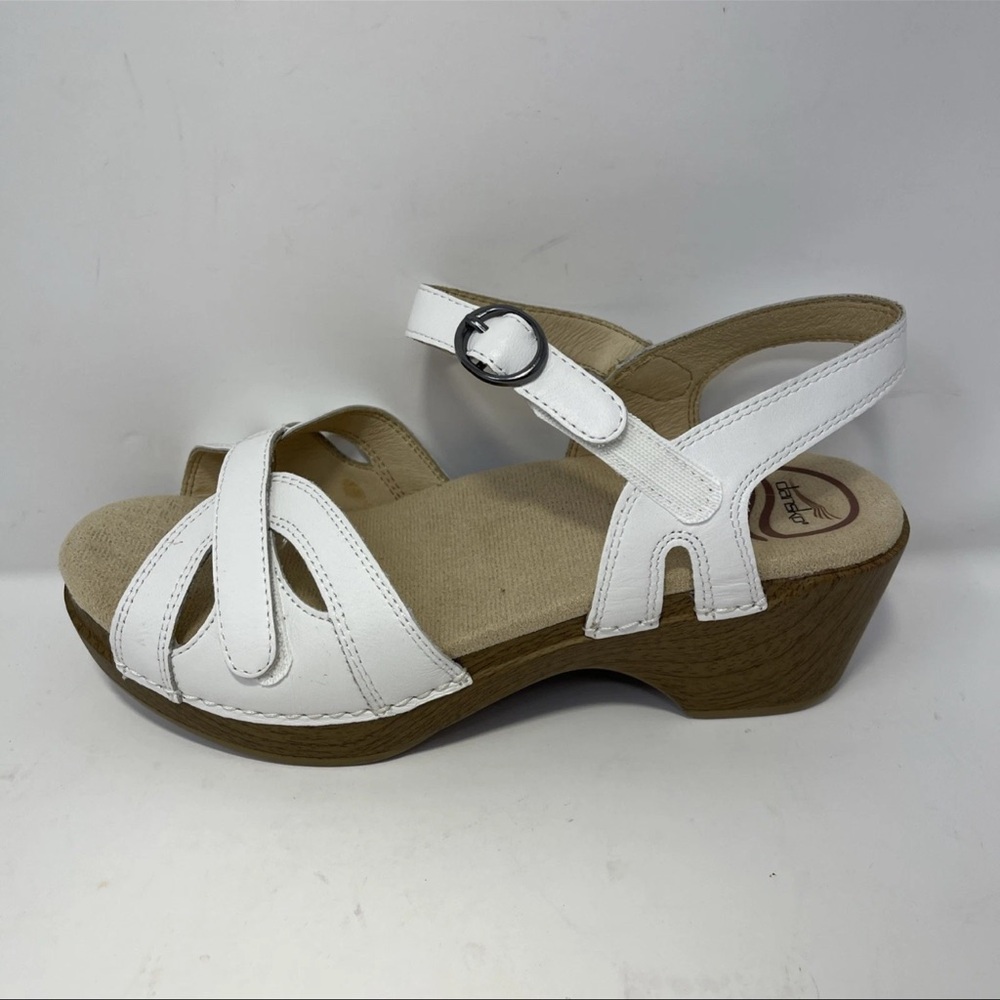 Dansko Season White Full Grain Leather Buckle Wedge Sandals Size 36 (5.5-6) EUC - Picture 7 of 11